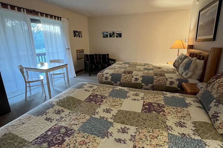 Room 135 of 210