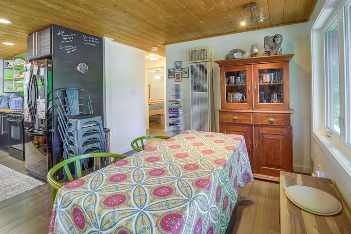 Strawberry Cabin Rental w / Deck & Mountain Views!