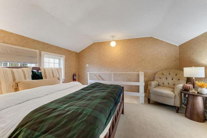 Red Clover Inn