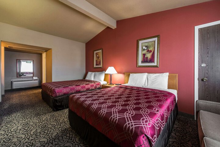 Room 16 of 23