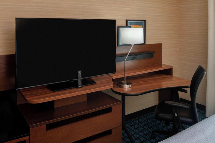 Room 16 of 22