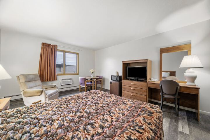 Room 28 of 50