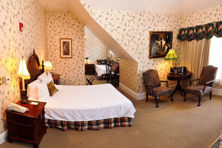 Room 26 of 75
