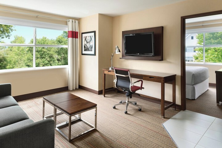 Four Points by Sheraton Surrey