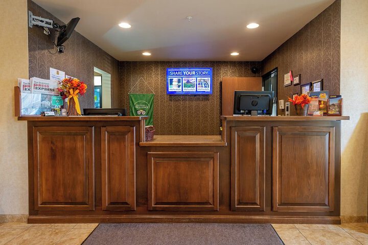 My Place Hotel - Dickinson ND