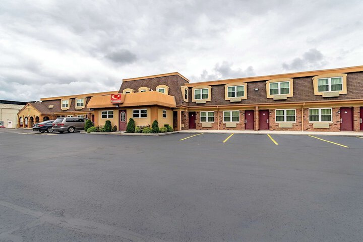 Hotel 3 of 25