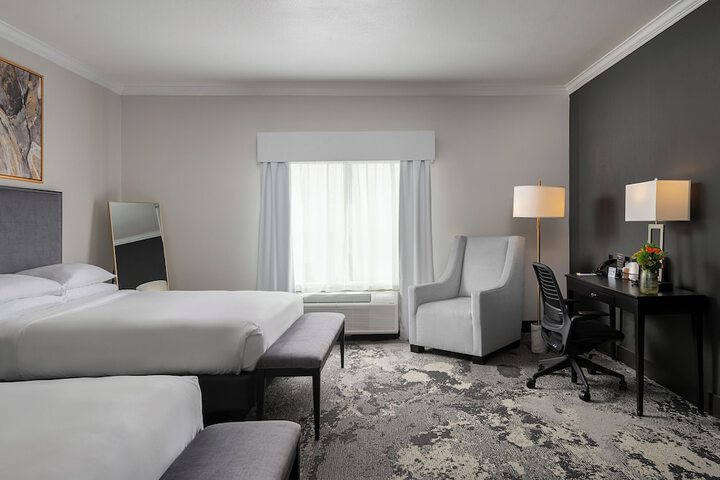 Room 52 of 91