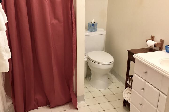 Room 172 of 287