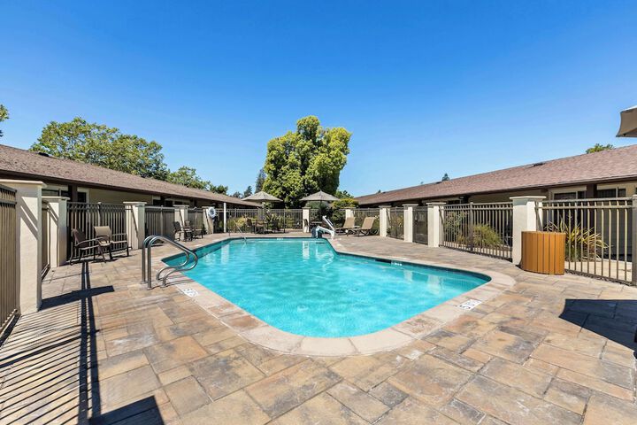 Pool 3 of 36