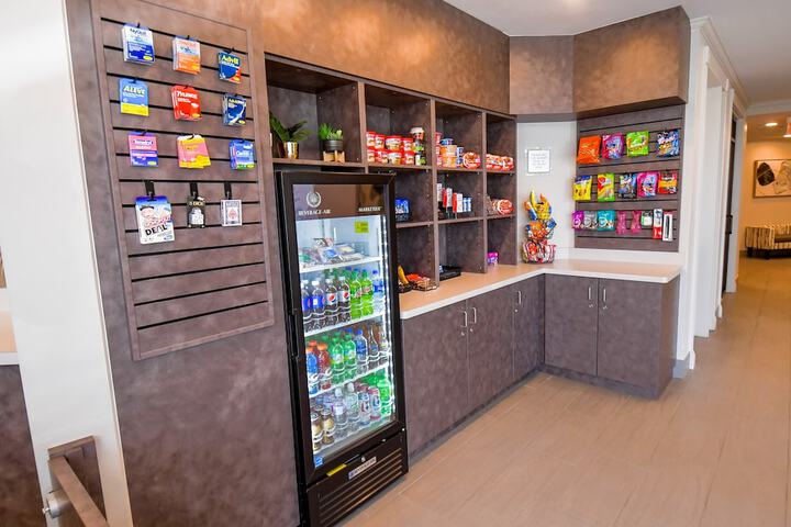 Euro Suites Hotel