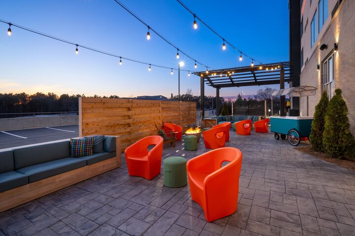 Aloft by Marriott Lawrenceville Sugarloaf