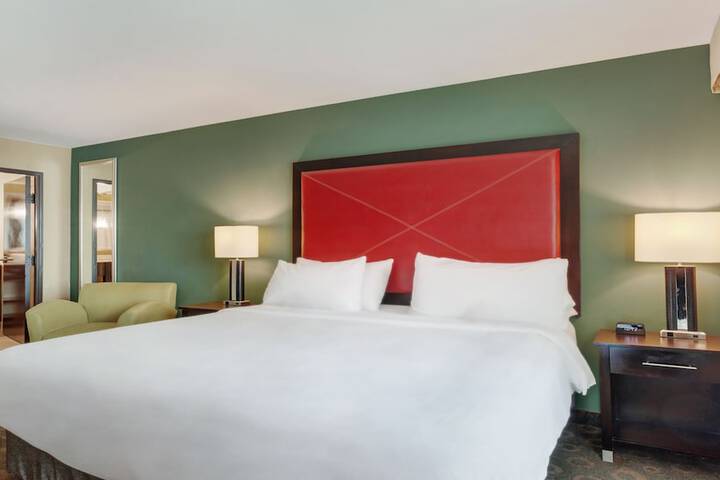 Room 41 of 115