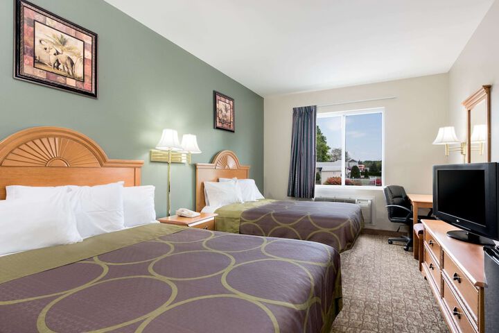 Room 15 of 16