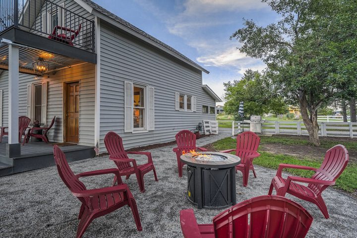 Bluebird Inn