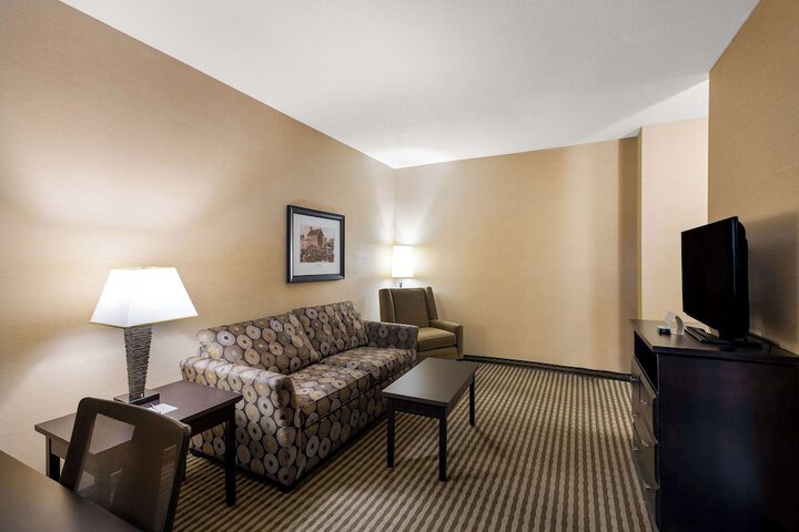 Room 19 of 58