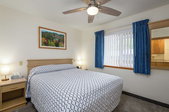 Room 15 of 18