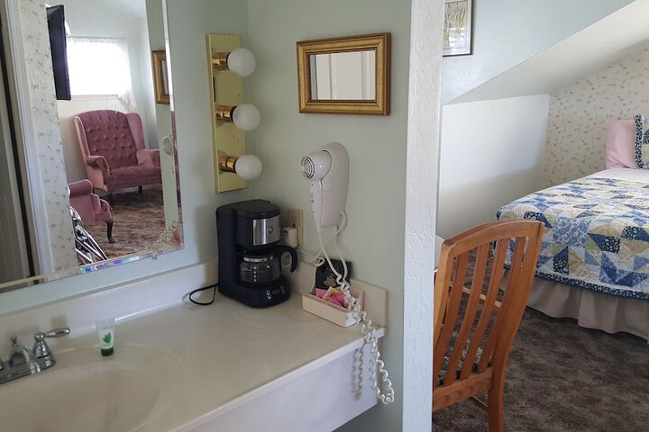 Room 14 of 35