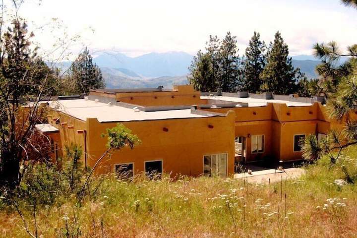 Hotel 7 of 47