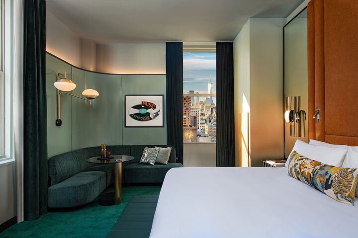 Room 31 of 87