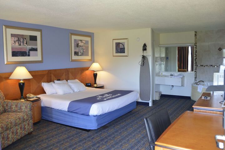 Room 42 of 75