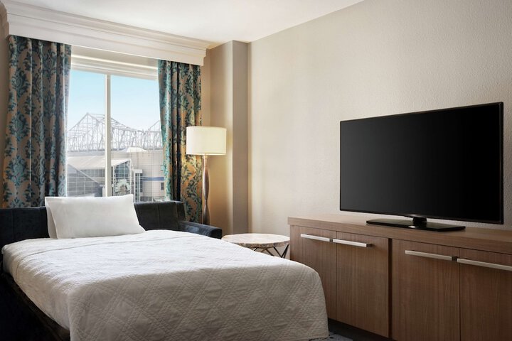 Room 34 of 70
