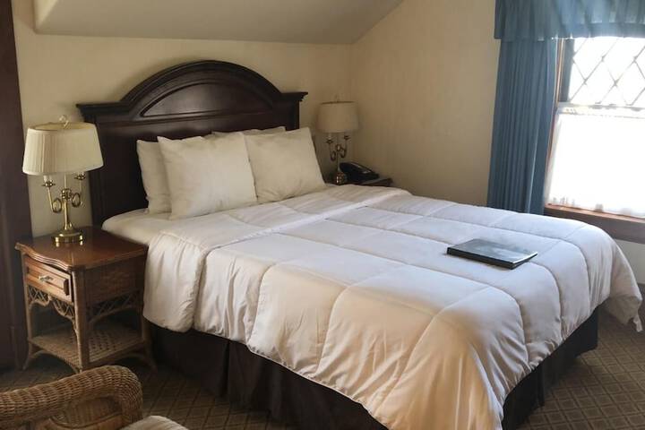 Room 46 of 85