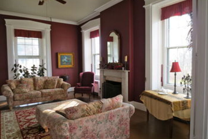 Stoltzfus Bed & Breakfast