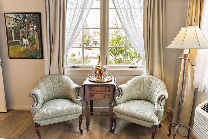 McCully House Inn