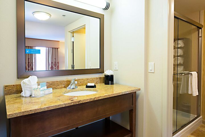 Room 42 of 66