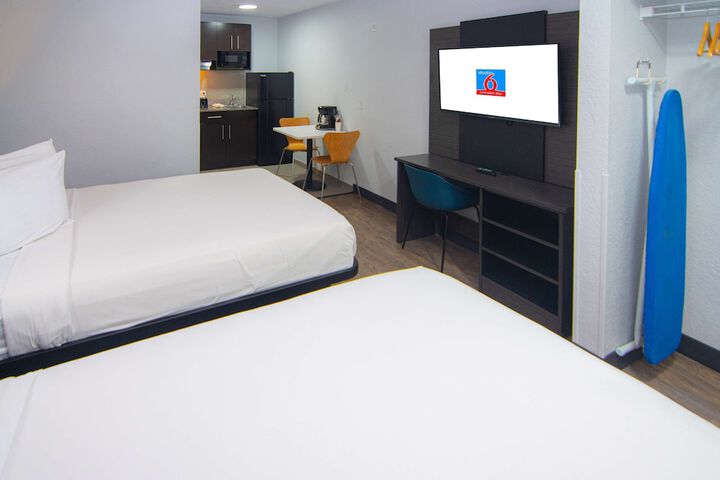 Room 39 of 43