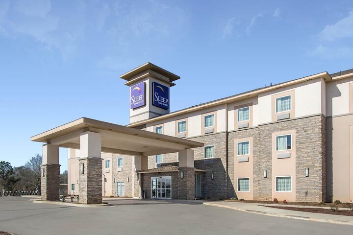 Sleep Inn & Suites Meridian - Bonita Lakes