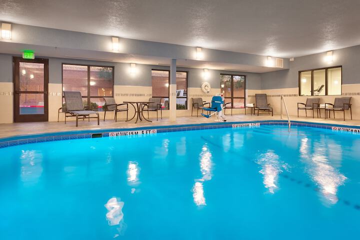Pool 6 of 33