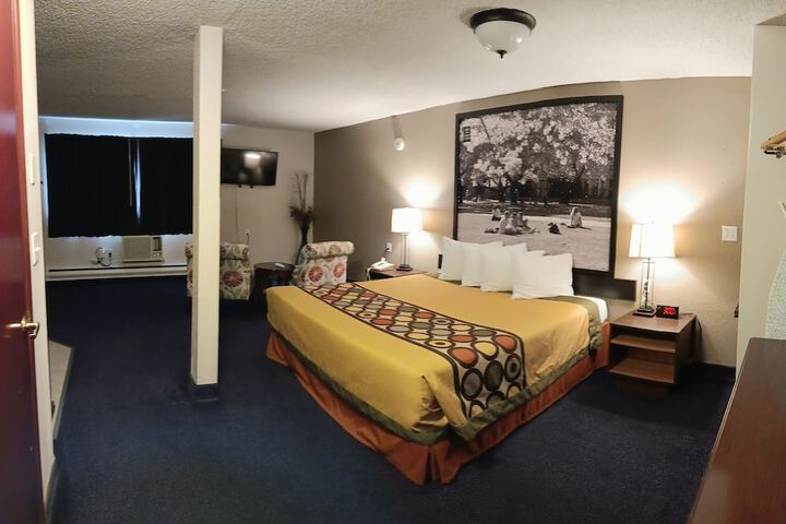 Room 16 of 22