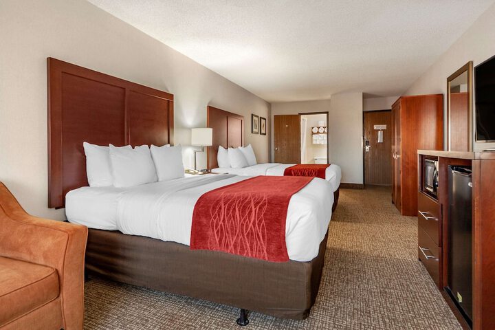 Room 32 of 55
