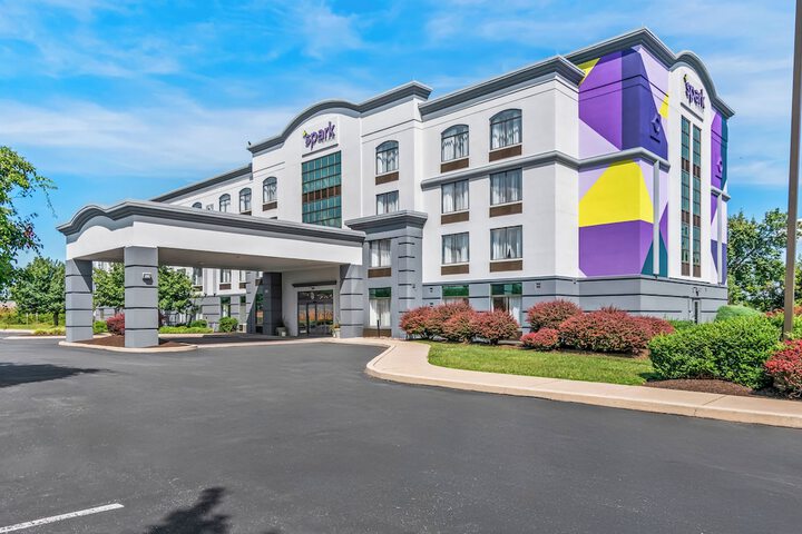 Spark by Hilton Mechanicsburg