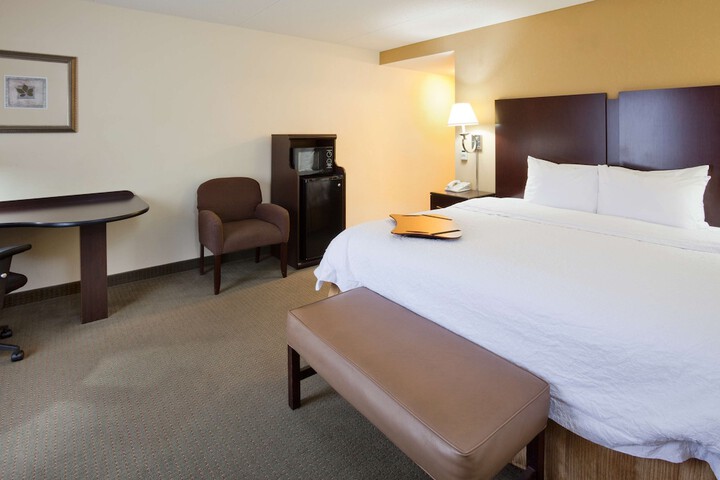 Room 21 of 49