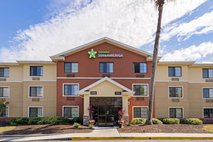Hotel 3 of 34