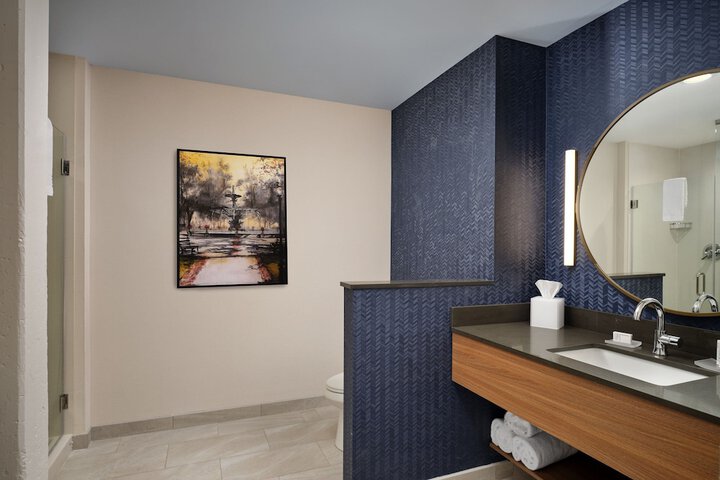 Room 49 of 82