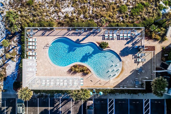 Pool 15 of 99