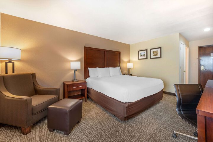 Room 29 of 34