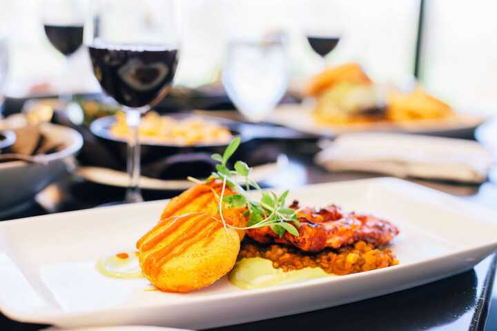 Dining 89 of 161