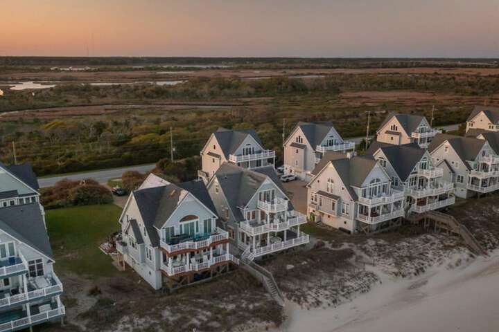 Oceans Edge by Topsail Realty