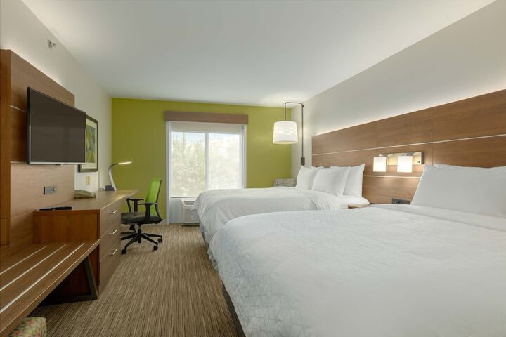Room 19 of 33