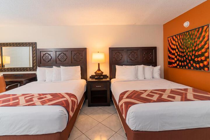 Room 5 of 28