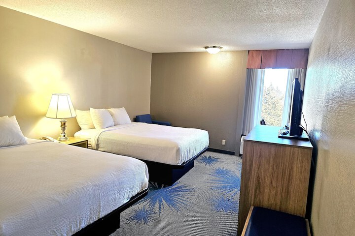Room 9 of 27