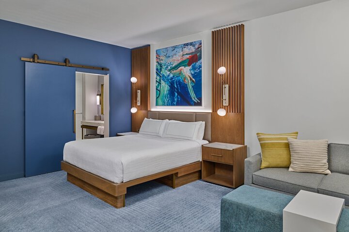 Room 62 of 162