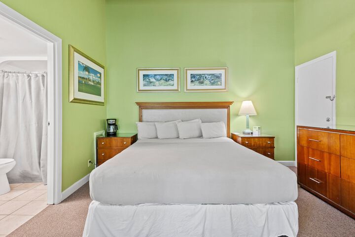 Room 40 of 70