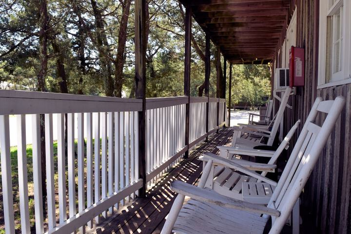 Blackbeards Lodge