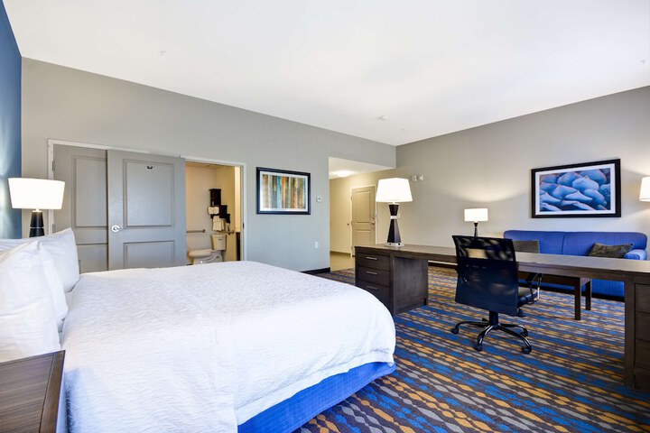Room 12 of 39