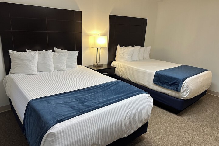Room 26 of 65